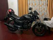 Hero Hunk 2015 Motorbike