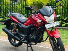 Hero Hunk 2014 Motorbike