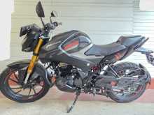 Hero Hunk 2025 Motorbike