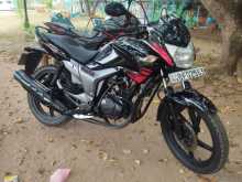 Hero HUNK 2017 Motorbike