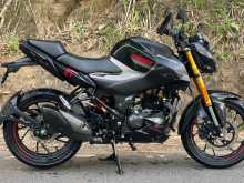 Hero Hunk 2025 Motorbike