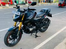 Hero Hunk 2025 Motorbike