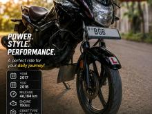 Hero Hunk 2017 Motorbike