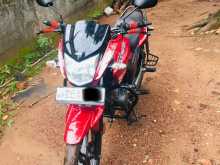 Hero Hunk 2016 Motorbike