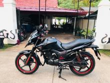 Hero Hunk 2013 Motorbike