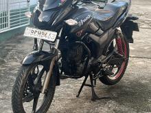 Hero Hunk 2015 Motorbike
