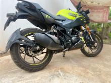 Hero Hunk 2025 Motorbike