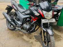 Hero Hunk 2015 Motorbike