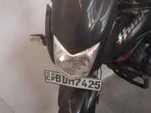 Hero Hunk 2016 Motorbike
