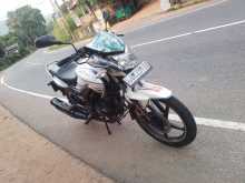 Hero Hunk 2017 Motorbike