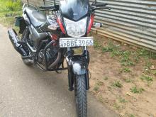 Hero Hunk 2015 Motorbike