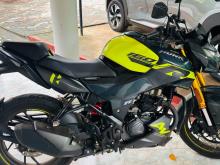 Hero Hunk 2025 Motorbike