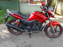 Hero Hunk 2014 Motorbike