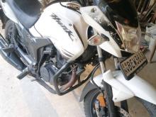 Hero Hunk 2016 Motorbike