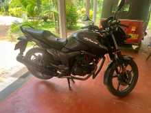 Hero Hunk 2017 Motorbike