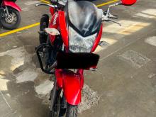 Hero Hunk 2015 Motorbike
