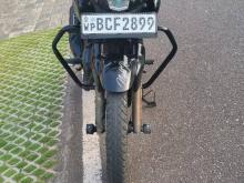 Hero Hunk 2015 Motorbike