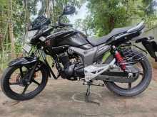 Hero Hunk 2014 Motorbike