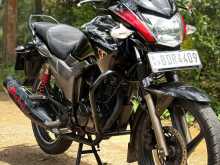 Hero Hunk 2015 Motorbike