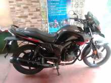 Hero Hunk 2016 Motorbike