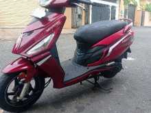 Hero MAESTRO EDGE 2018 Motorbike