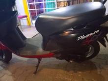 Hero Pleasure 2013 Motorbike