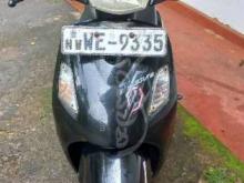 Hero Pleasure 2011 Motorbike
