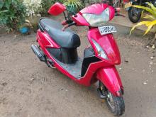 Hero Pleasure 2015 Motorbike