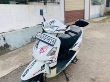 Hero Pleasure 2013 Motorbike