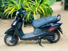 Hero Pleasure 2011 Motorbike