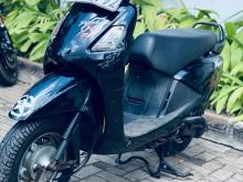 Hero Pleasure 2012 Motorbike