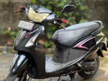 Hero Pleasure 2016 Motorbike
