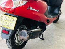Hero Pleasure 2015 Motorbike