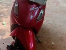 Hero Pleasure 2012 Motorbike
