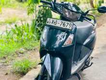 Hero Pleasure 2012 Motorbike