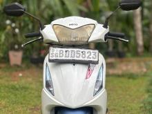 Hero Pleasure 2015 Motorbike