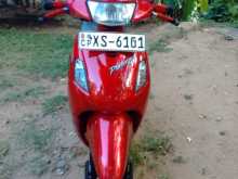 Hero Pleasure 2012 Motorbike