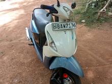 Hero Pleasure 2014 Motorbike