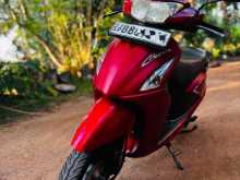 Hero Pleasure 2014 Motorbike