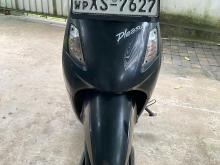 Hero Pleasure 2012 Motorbike