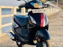 Hero Pleasure 2016 Motorbike