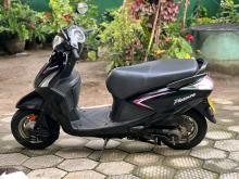 Hero Pleasure 2015 Motorbike