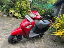 Hero Pleasure 2011 Motorbike