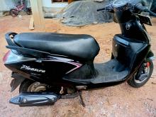 Hero Pleasure 2014 Motorbike