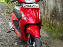 Hero Pleasure 2014 Motorbike