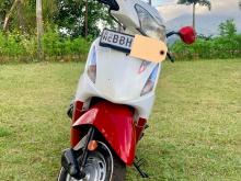Hero Pleasure 2015 Motorbike