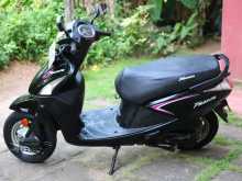 Hero Pleasure 2015 Motorbike