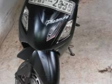 Hero Pleasure 2011 Motorbike