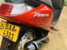 Hero Pleasure 2013 Motorbike