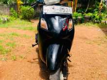 Hero Pleasure 2011 Motorbike